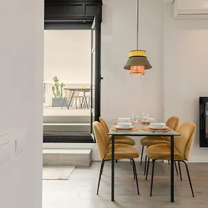 Isg Modern Atticpool At The Cathedralfree Parking Appartement