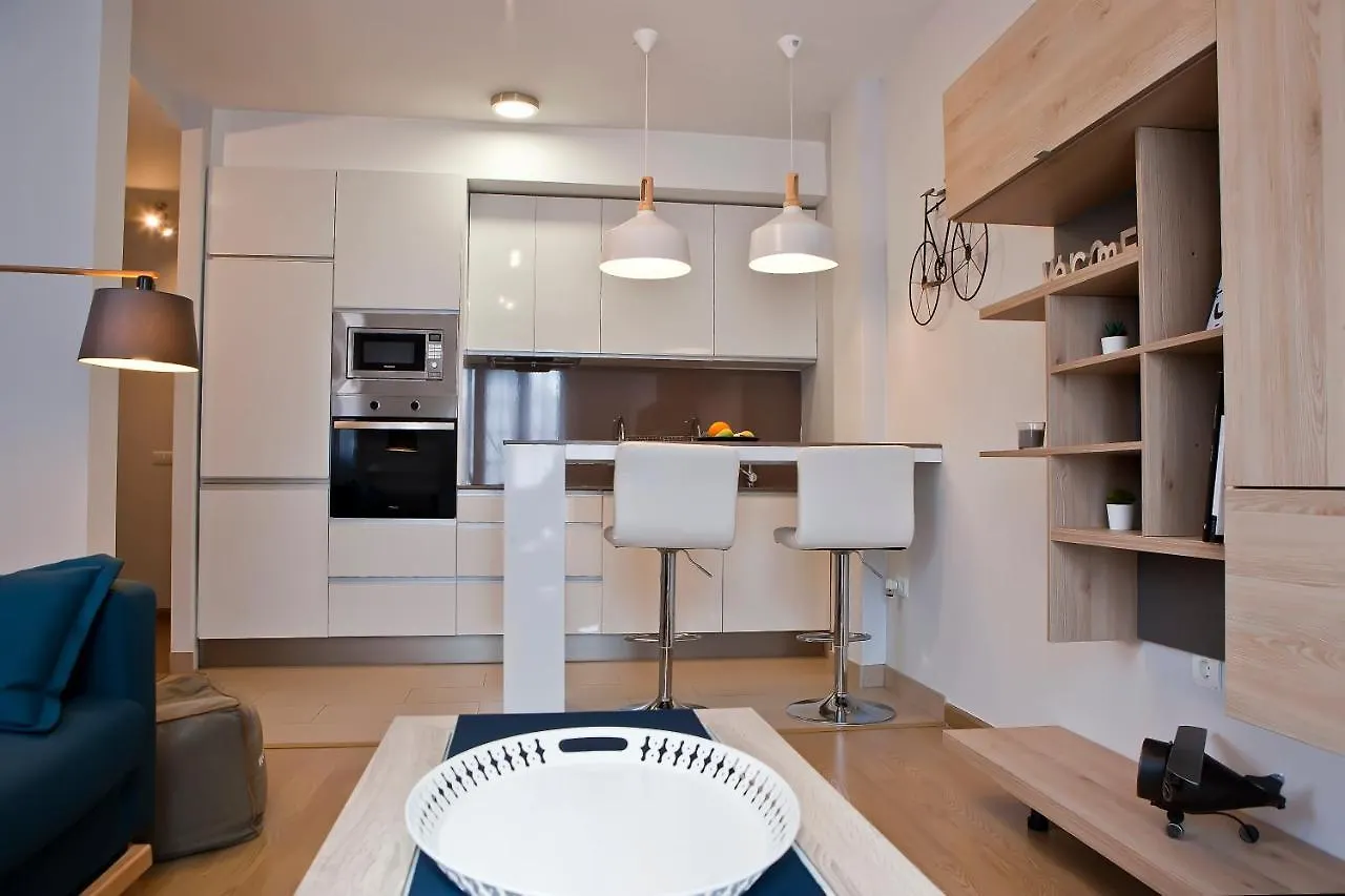 Luz Y Tranquilidad En El Casco Historico - Parking Gratis Apartment Seville