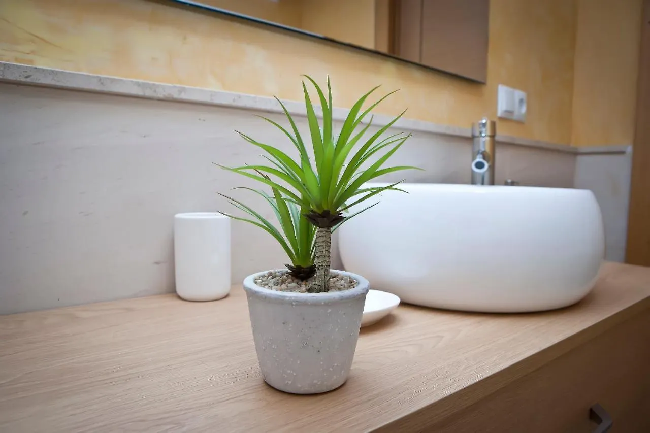 Luz Y Tranquilidad En El Casco Historico - Parking Gratis Apartment Seville